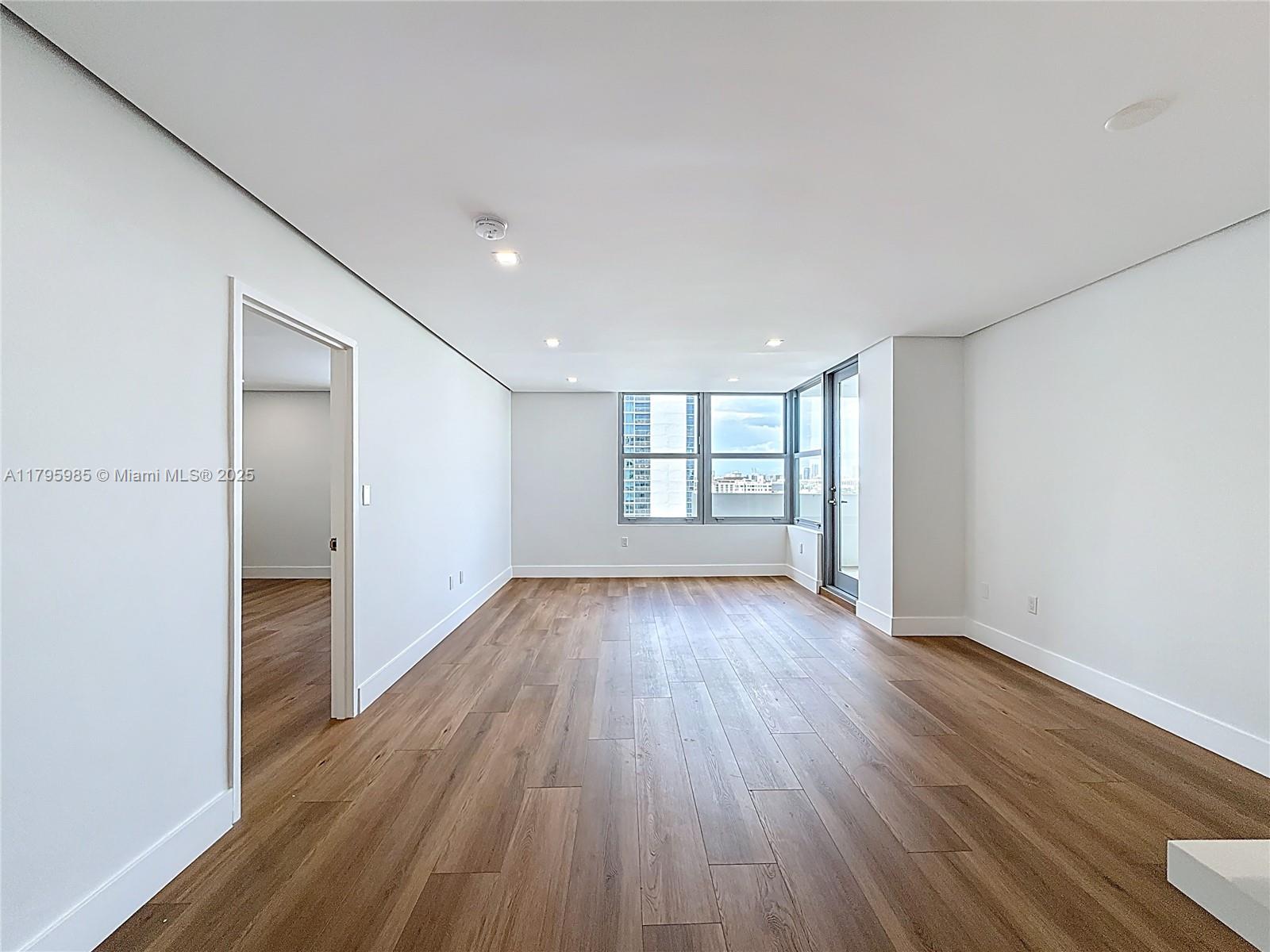 TRITON TOWER CONDO - Residential