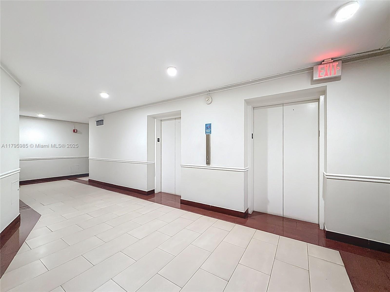 TRITON TOWER CONDO - Residential