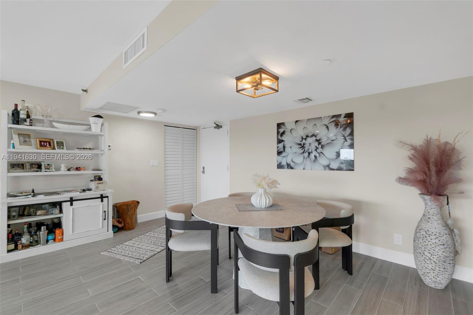 3200 Port Royale Dr N 705