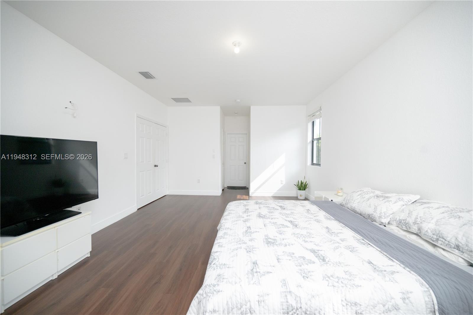 FONTAINEBLEAU WEST NORTH - Residential