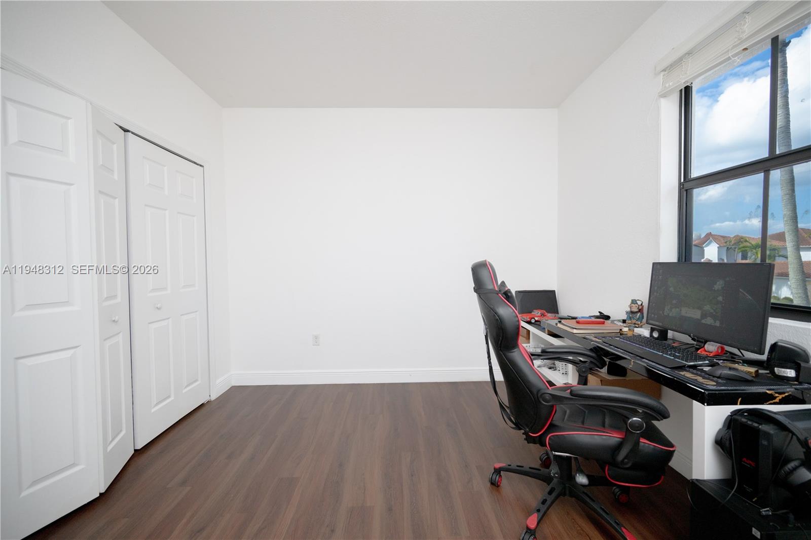 FONTAINEBLEAU WEST NORTH - Residential