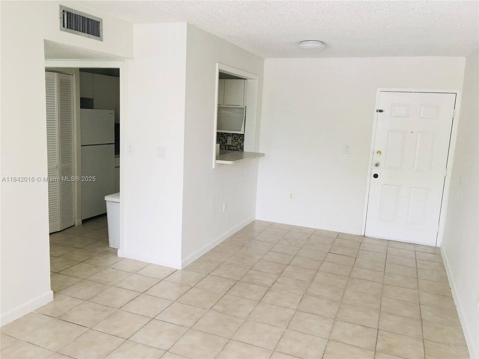 8185 NW 7th st 219
