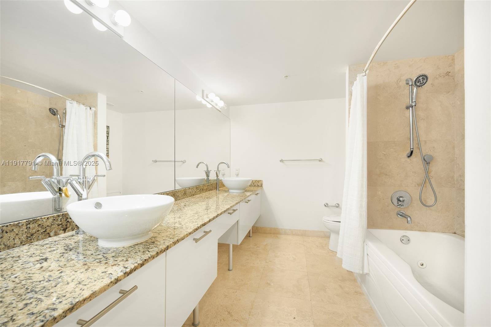 BRICKELL ON THE RIVER S T - Residential