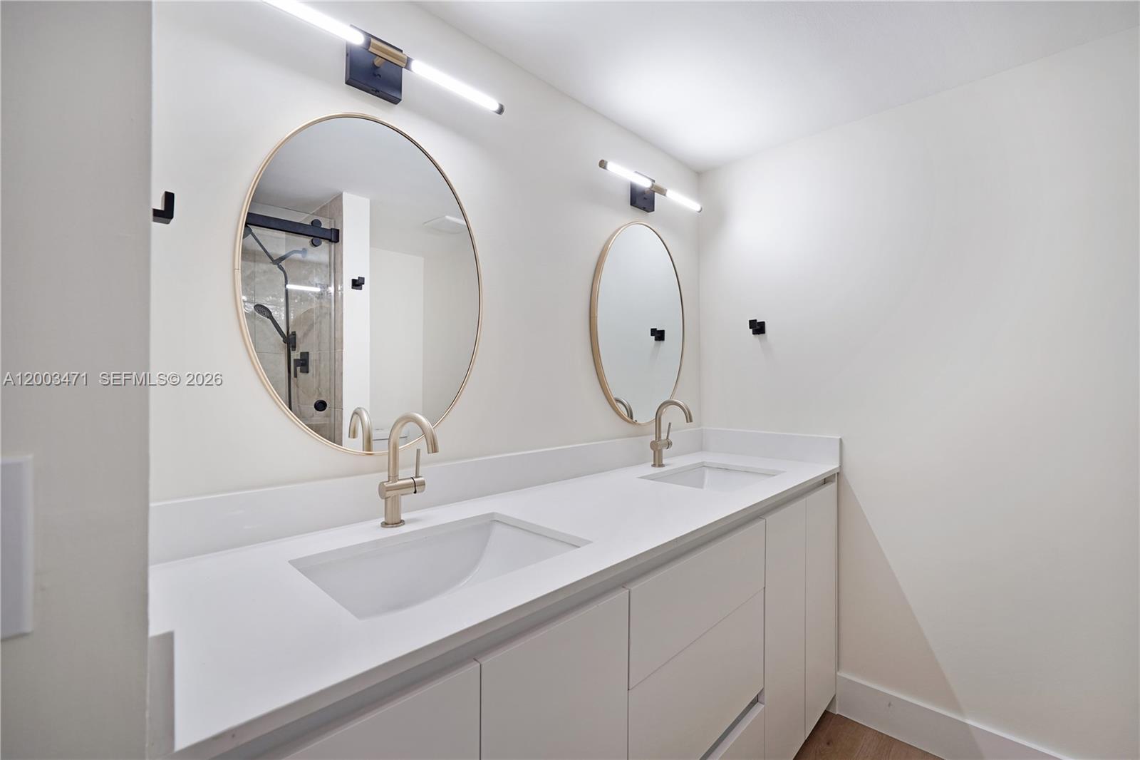 VILLAS OF SHERIDAN CONDO - Residential