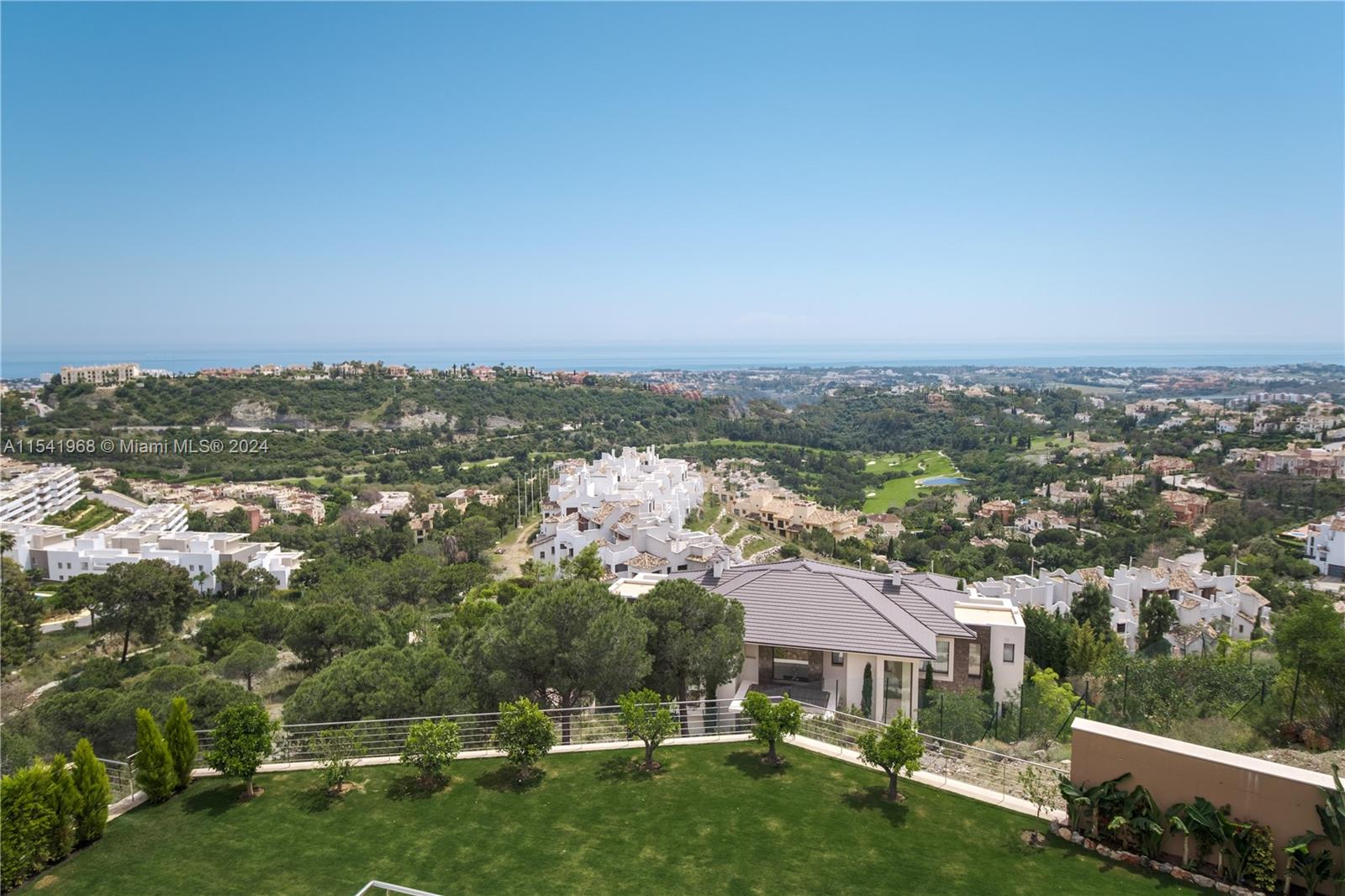 Alcuzcuz Natural Reserve - Residential