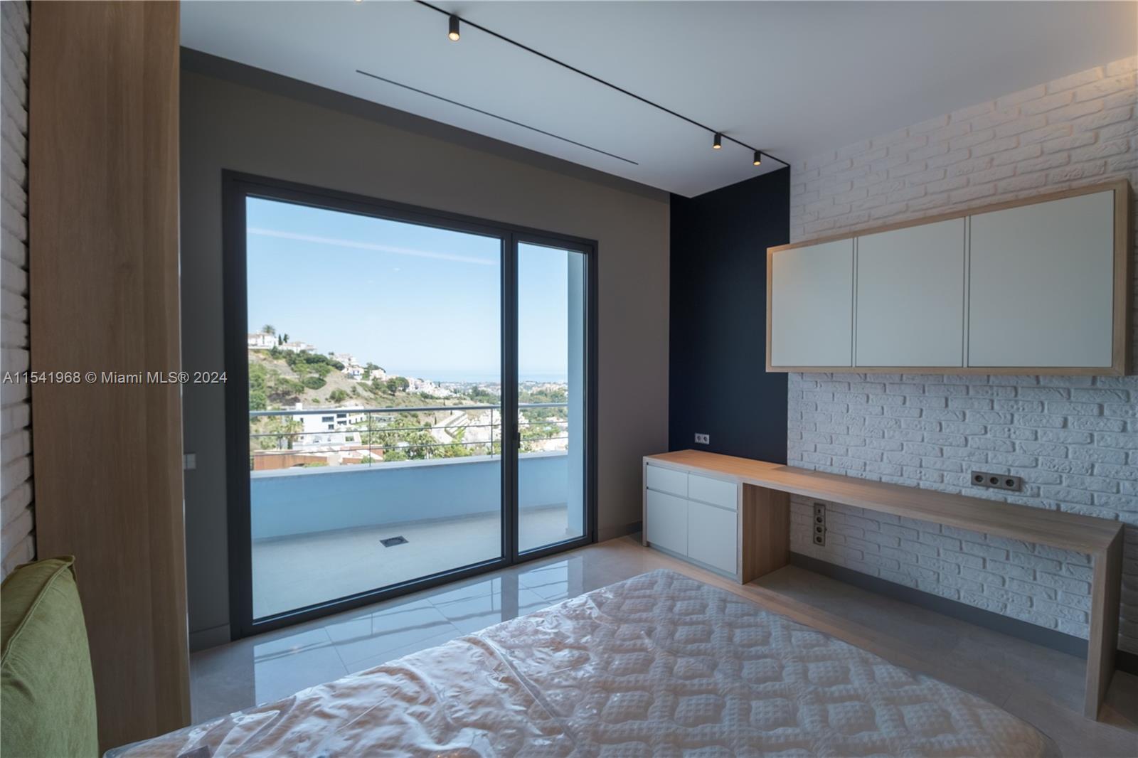 Alcuzcuz Natural Reserve - Residential