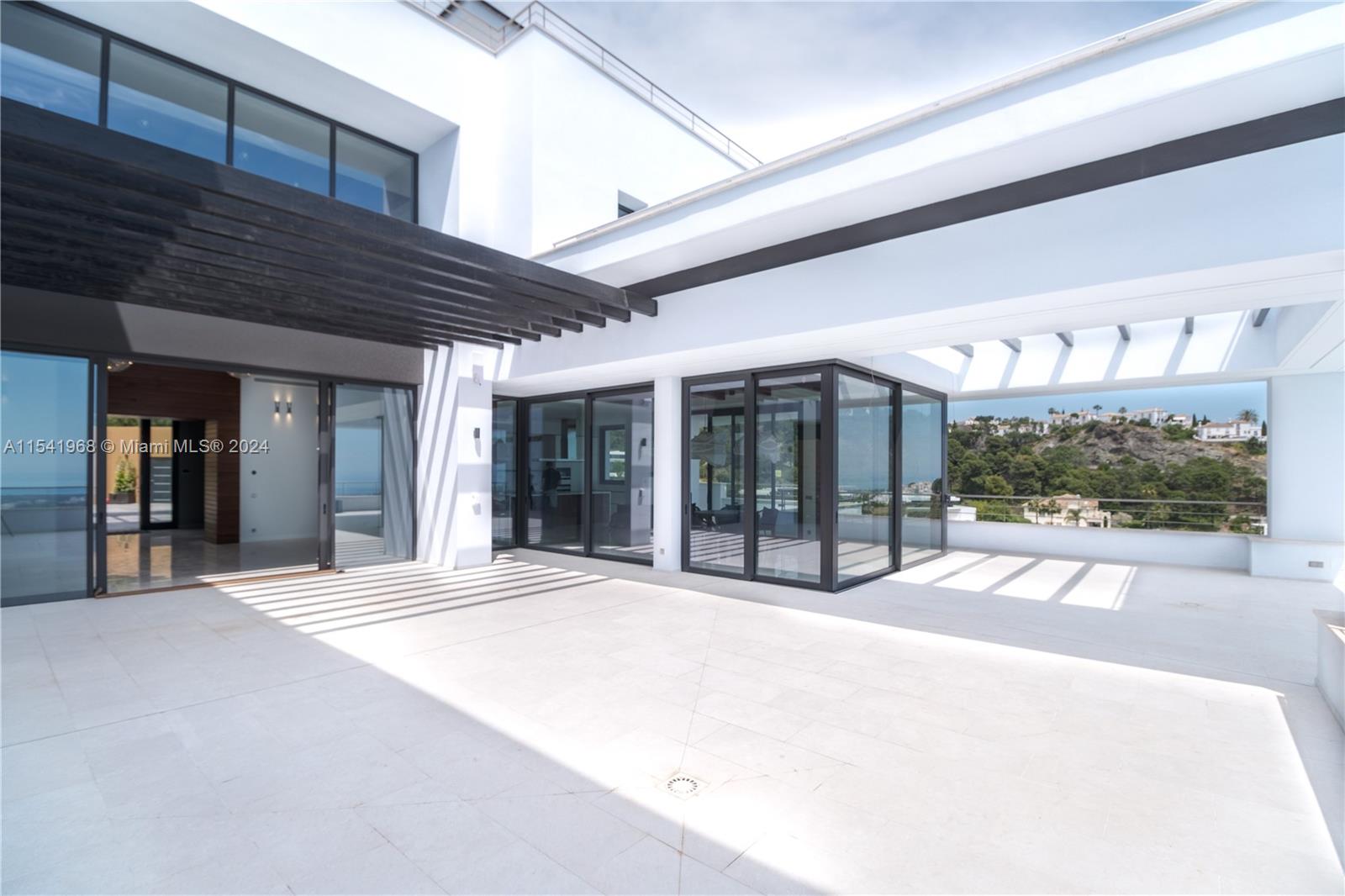 Alcuzcuz Natural Reserve - Residential