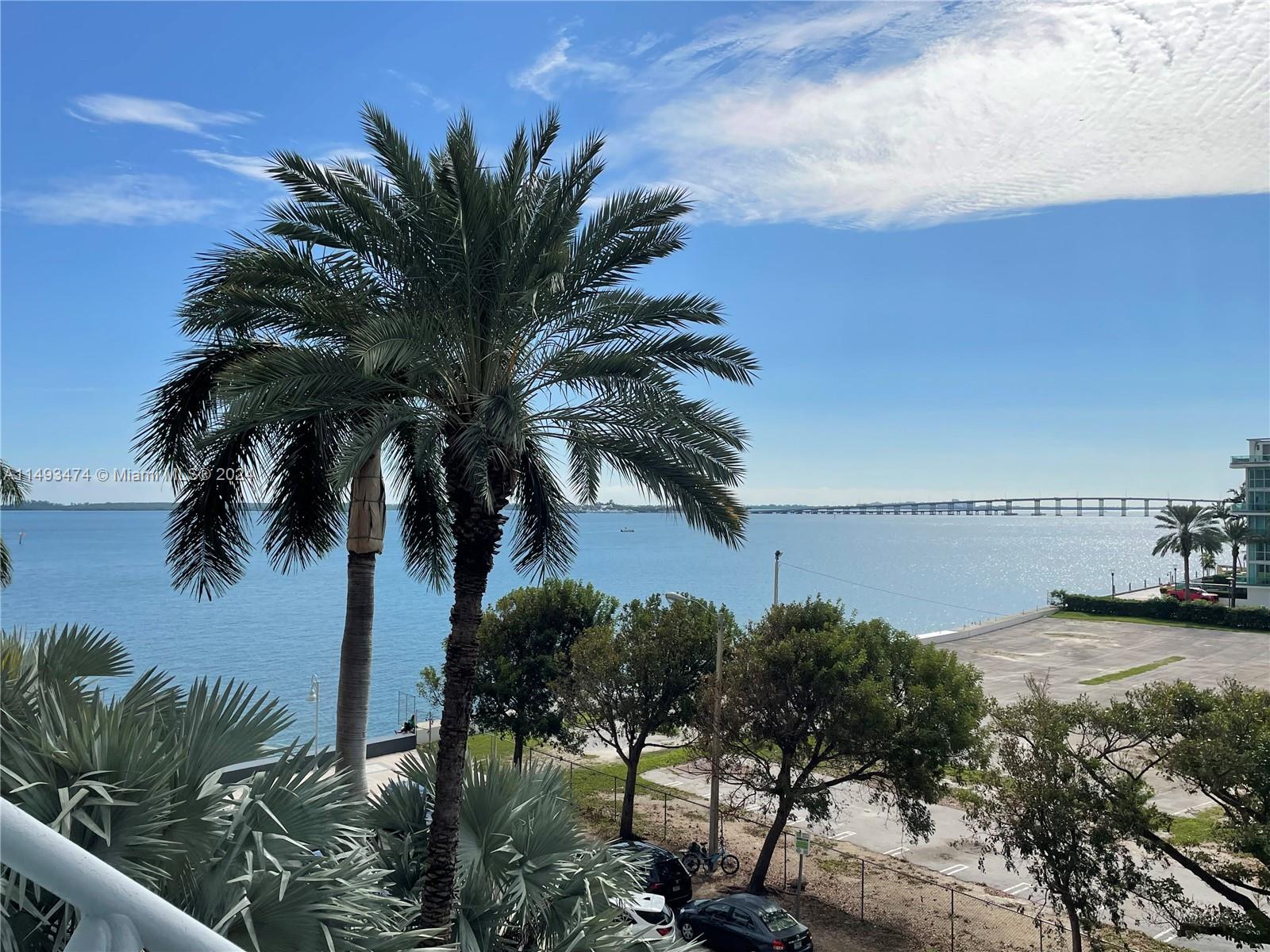 1155 Brickell Bay Dr 307, Miami, Broward County, Florida - 1 Bedrooms  
1 Bathrooms - 