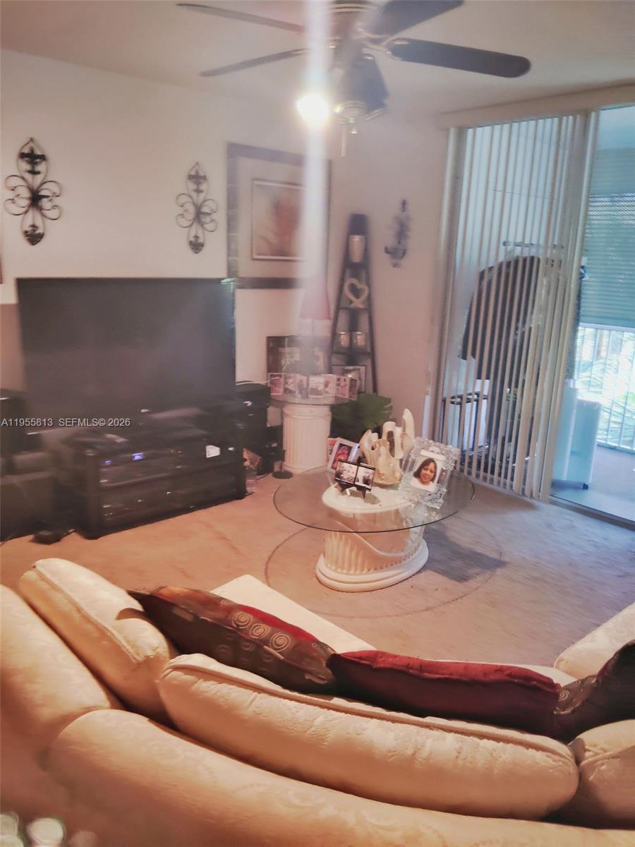 CYPRESS CHASE NORTH NO 4 - Residential