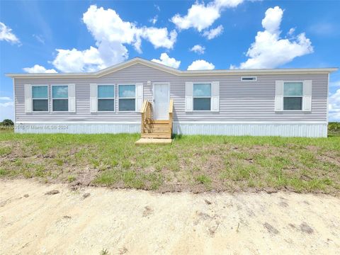 A home in Okeechobee