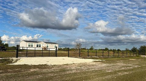 A home in Okeechobee