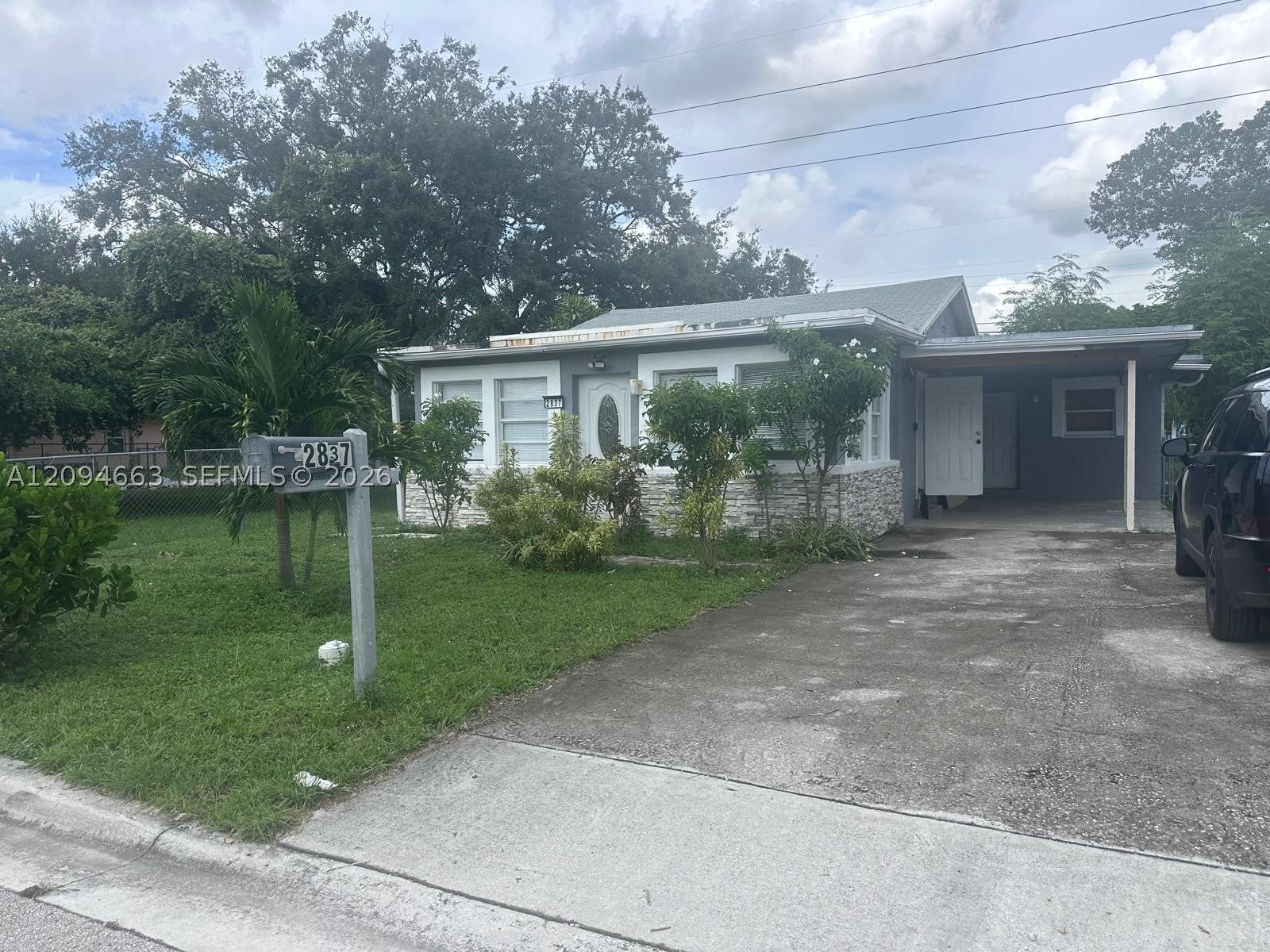 2837 NW 9th Ct 1