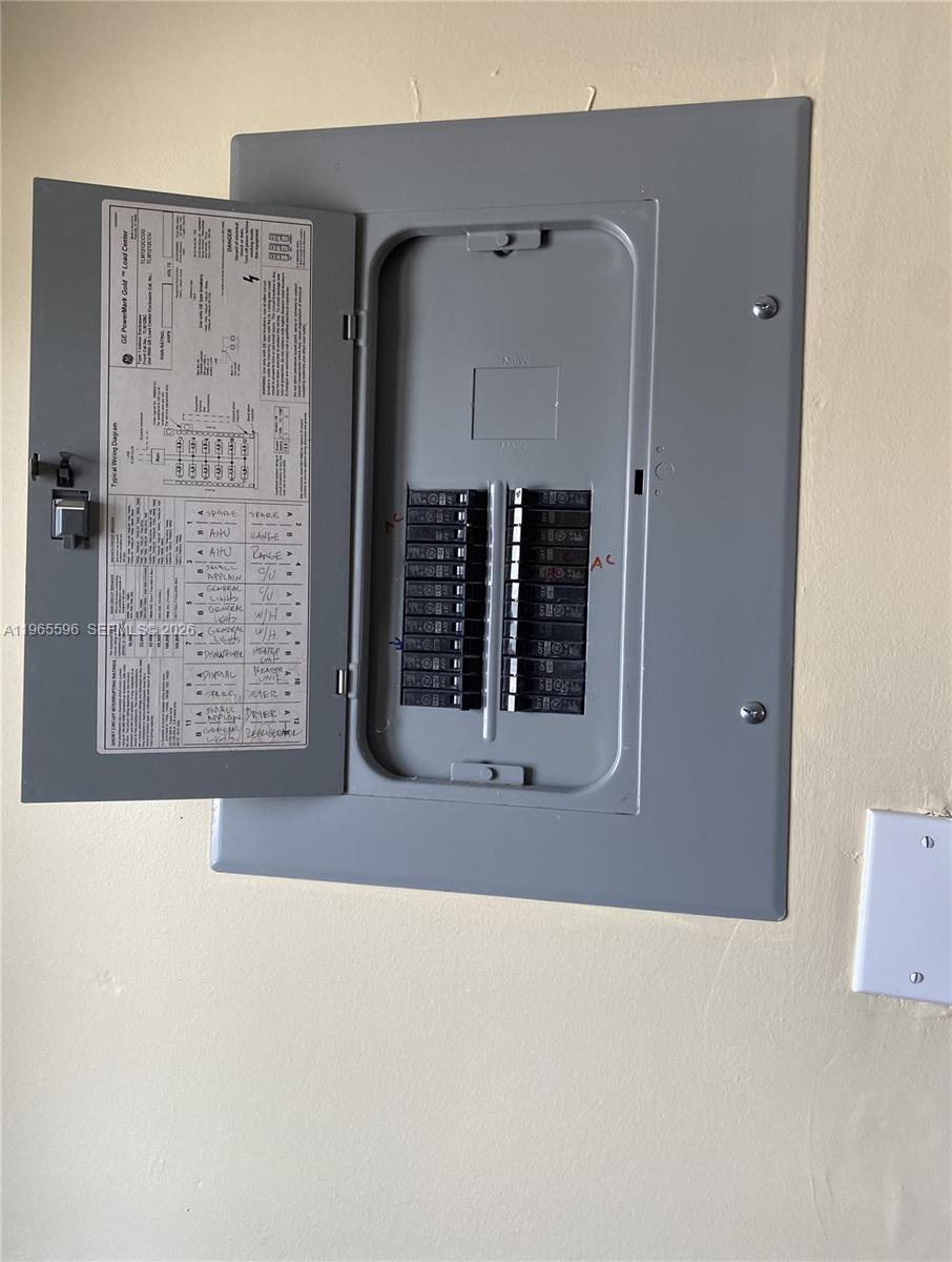 POMPANO BEACH VIEW CONDO - Residential