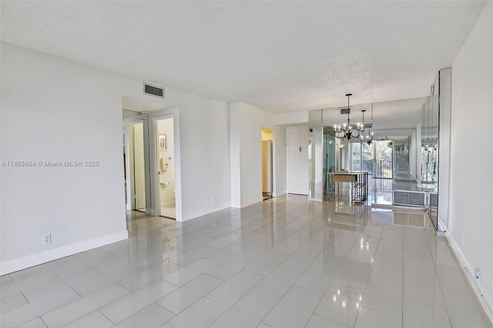 HILLCREST EAST NO 24 COND - Residential