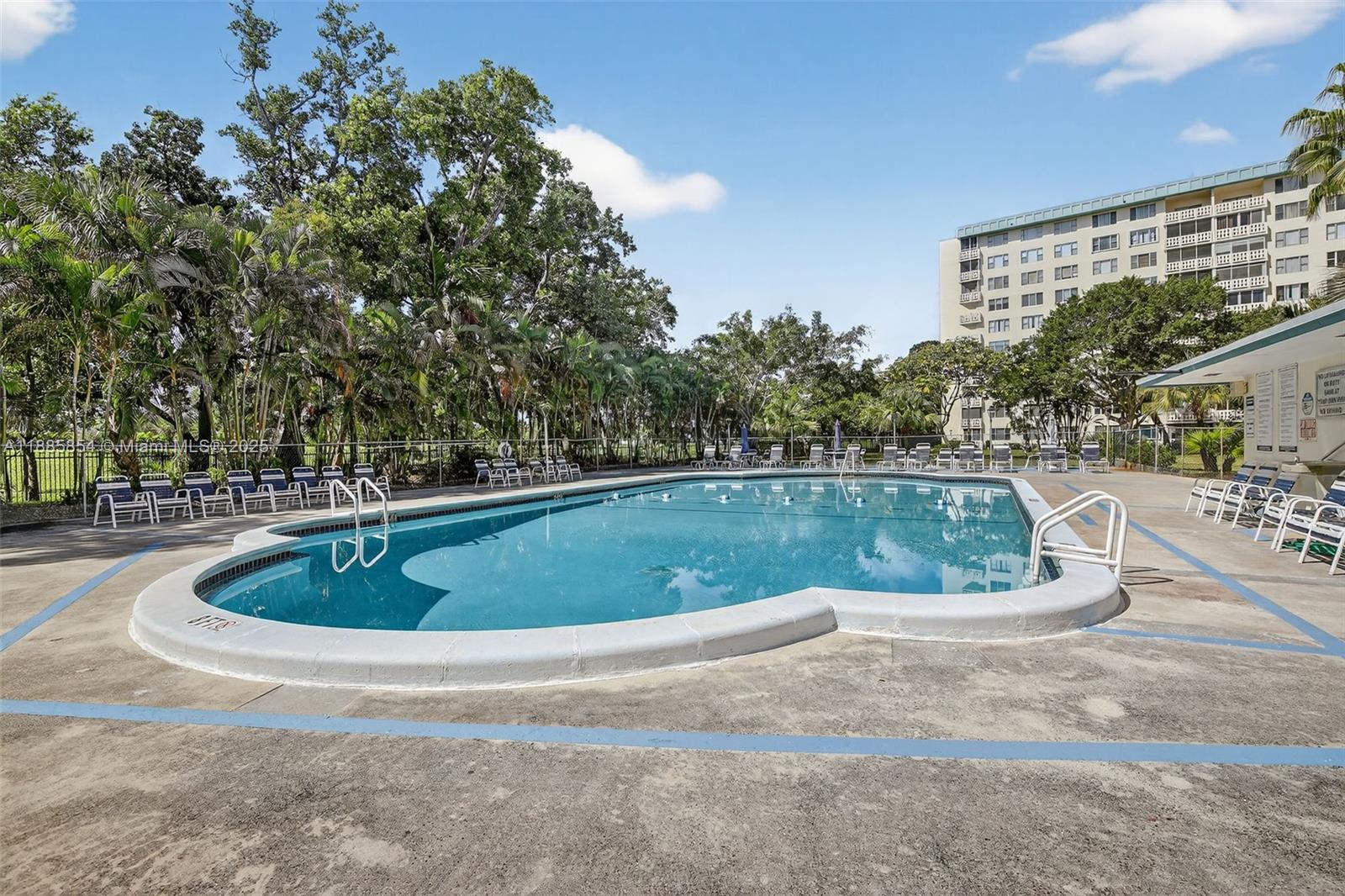 HILLCREST EAST NO 24 COND - Residential