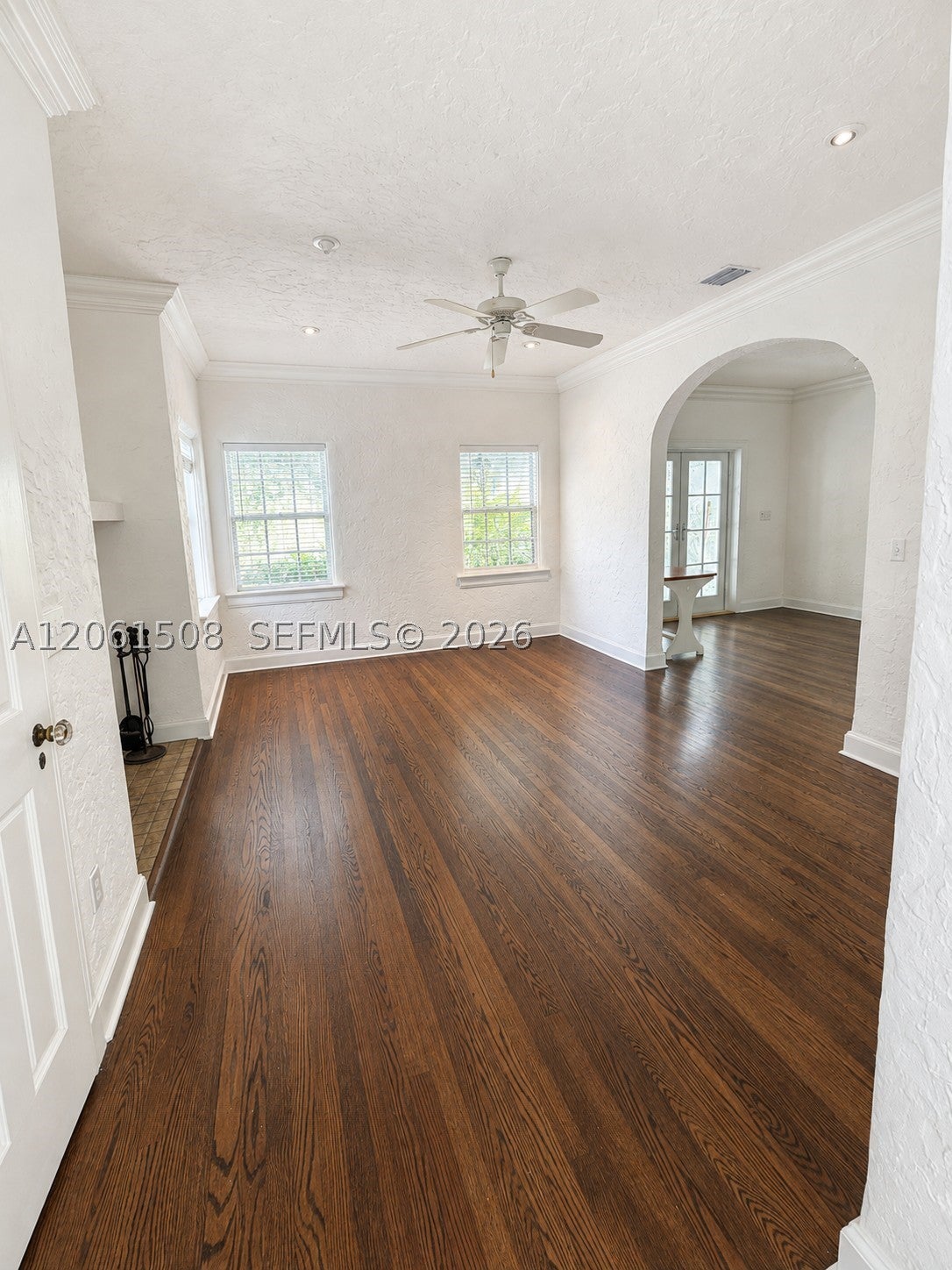 231 Viscaya Ave