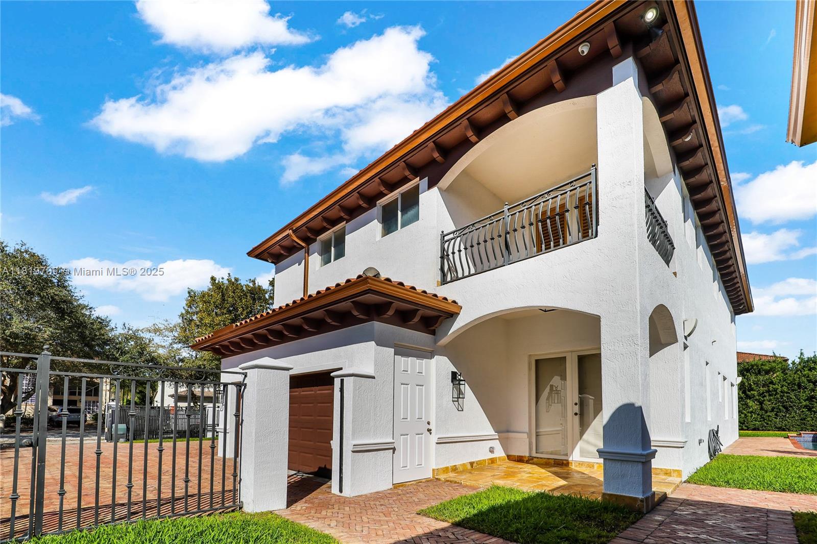 FRANCESCA - Residential