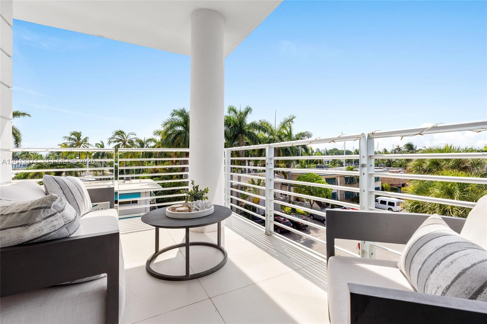 AQUAVUE LAS OLAS CONDO - Residential Lease