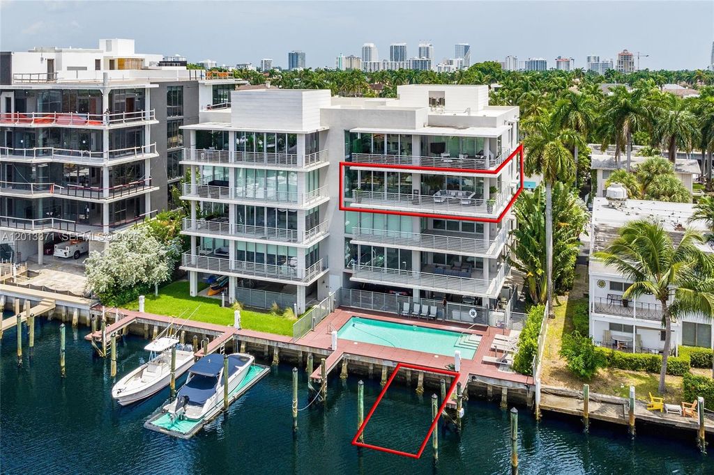 Photo of 133 Isle Of Venice Dr #4B, Fort Lauderdale, FL 33301 (MLS # A12013371)
