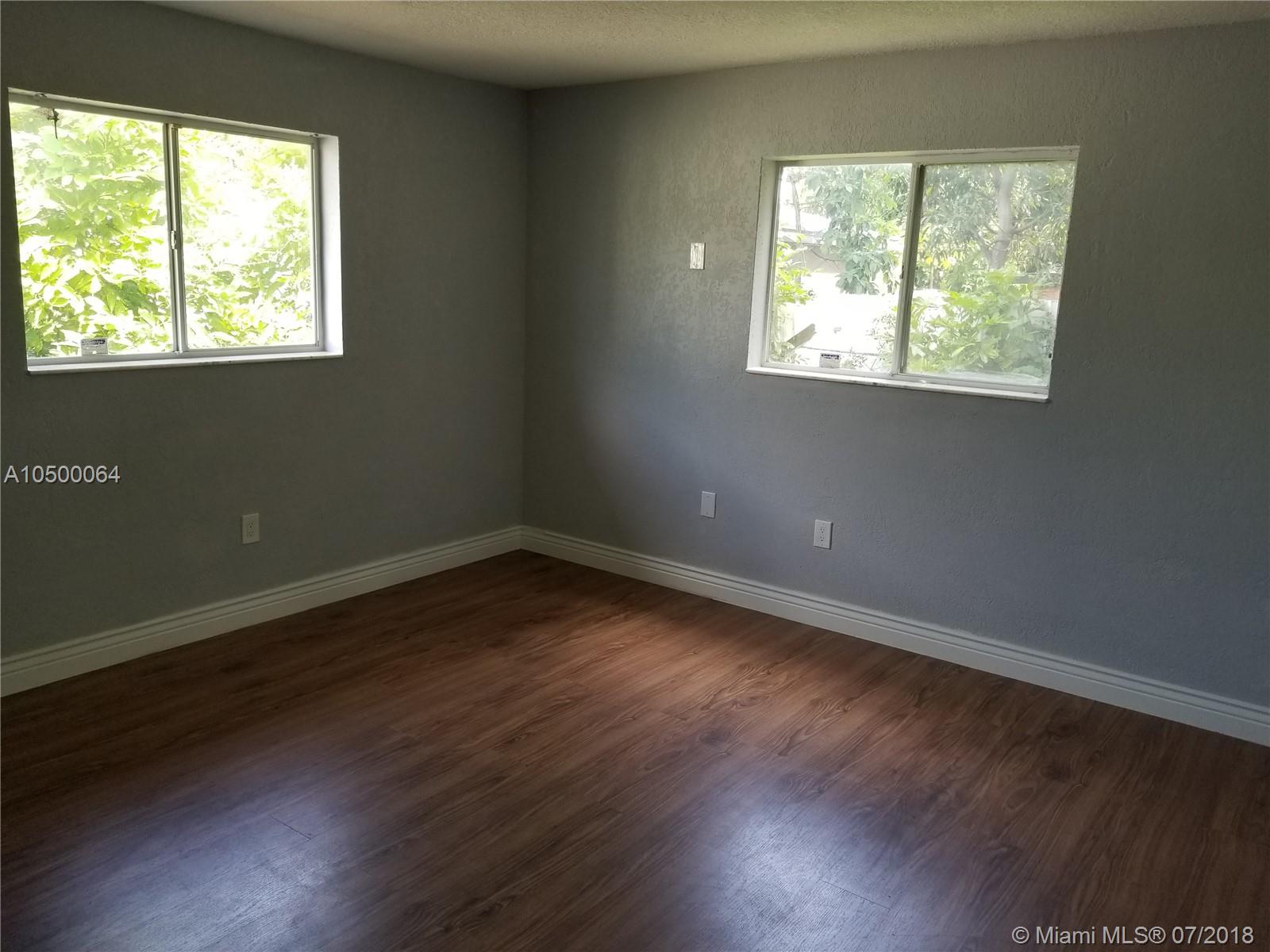 ELEANOR PARK - Residential