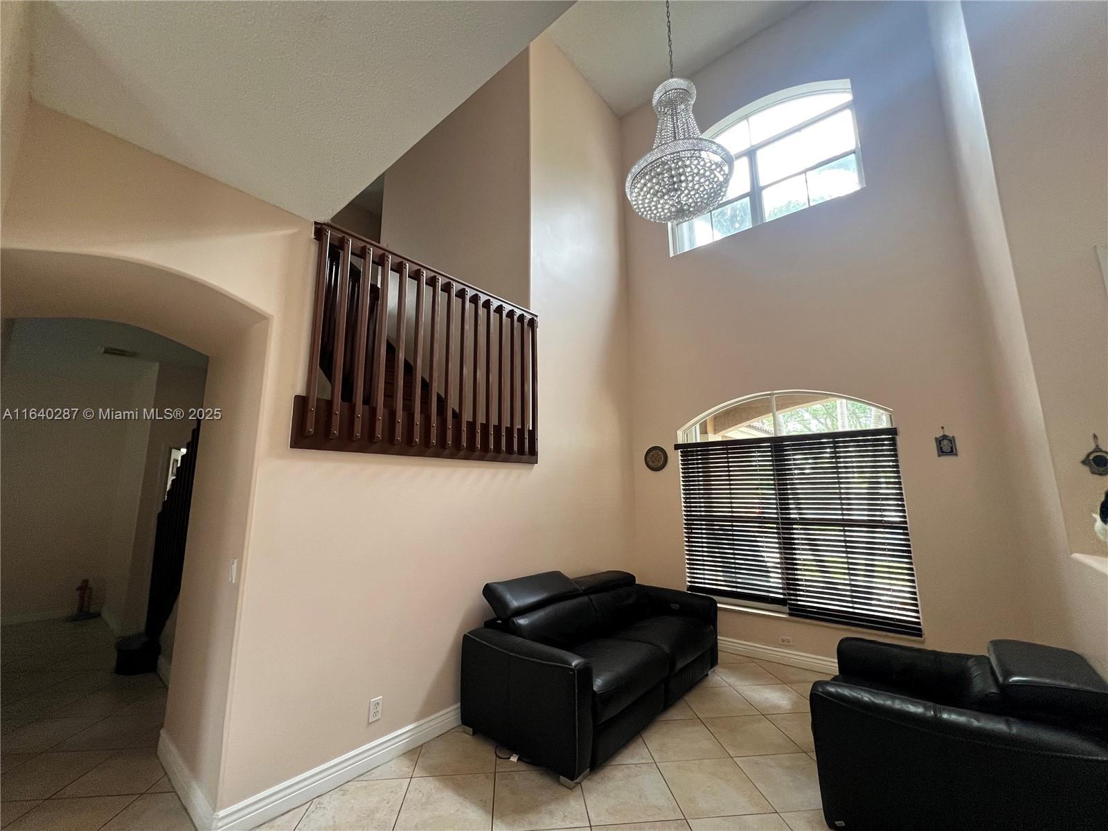 MAPLE RIDGE - Residential