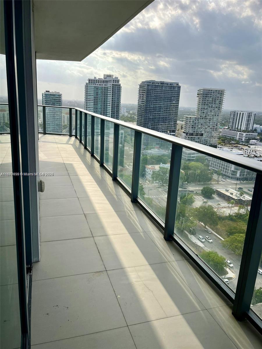 PARAISO BAYVIEWS CONDO - Residential