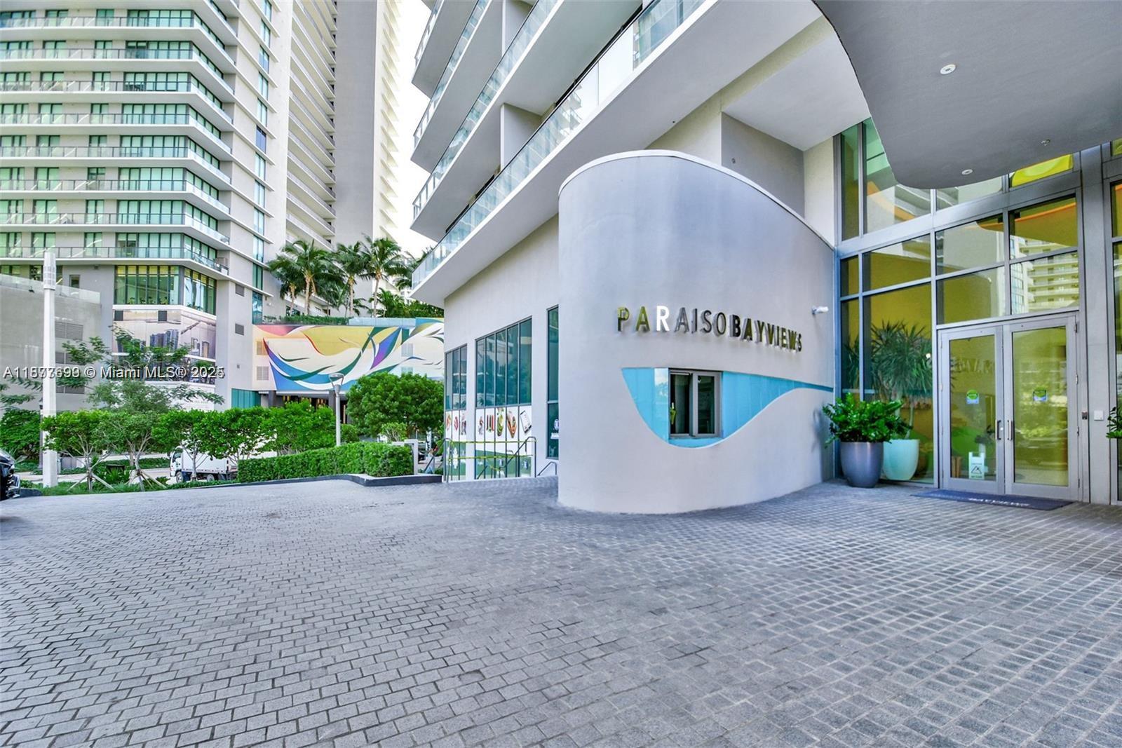 PARAISO BAYVIEWS CONDO - Residential