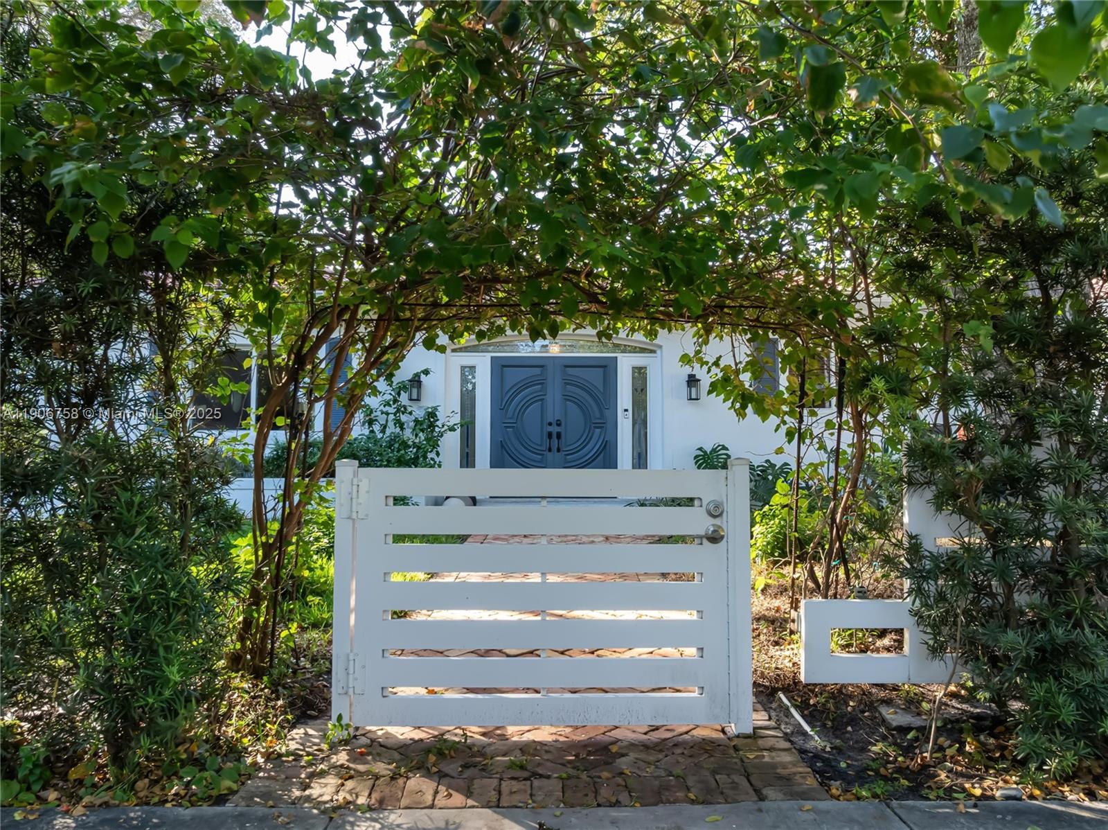 MIAMI SHORES SEC 1 AMD - Residential