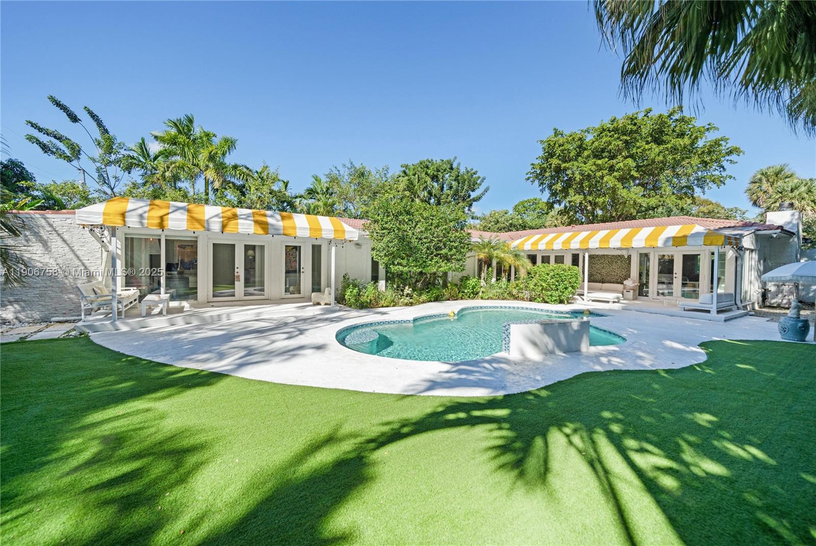 MIAMI SHORES SEC 1 AMD - Residential