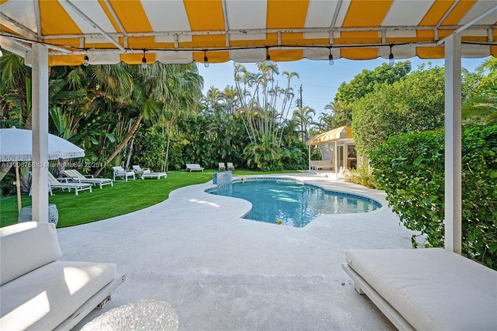 MIAMI SHORES SEC 1 AMD - Residential