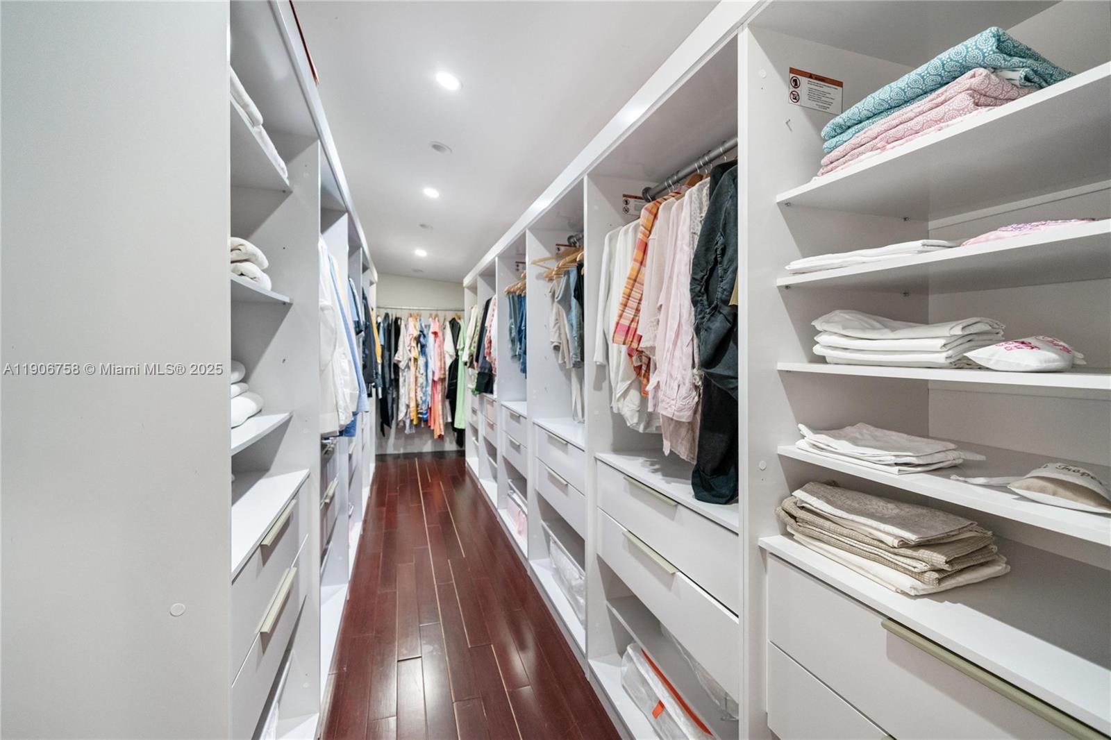 MIAMI SHORES SEC 1 AMD - Residential