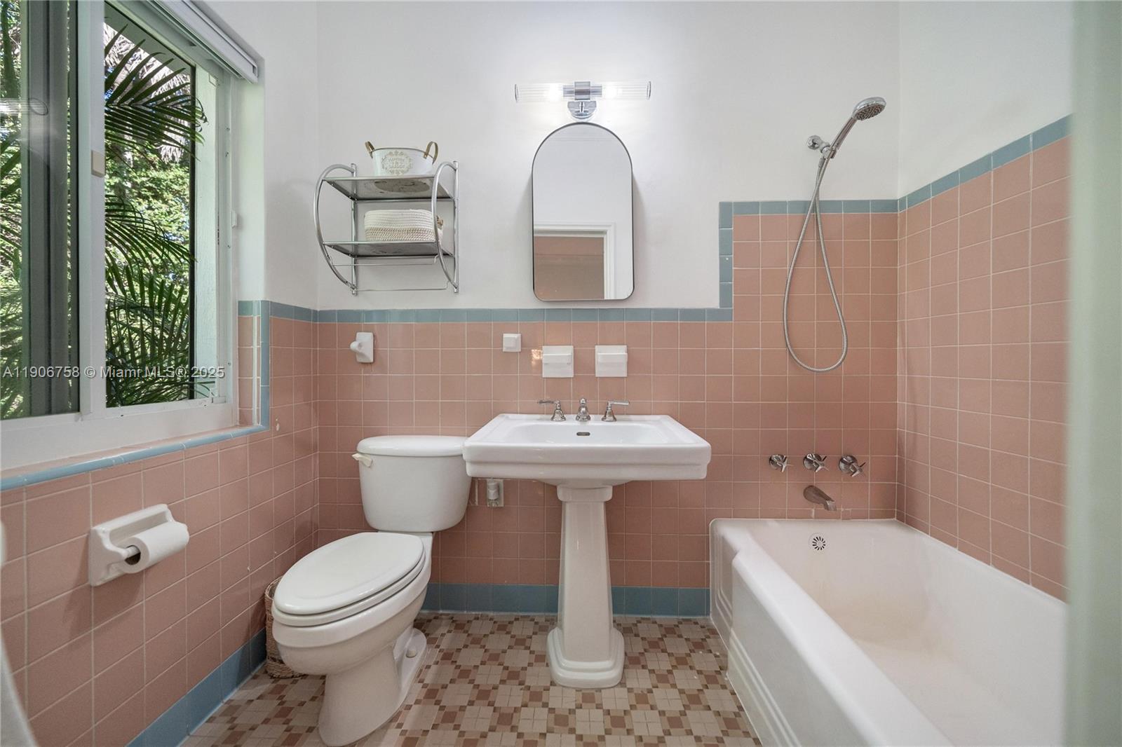 MIAMI SHORES SEC 1 AMD - Residential