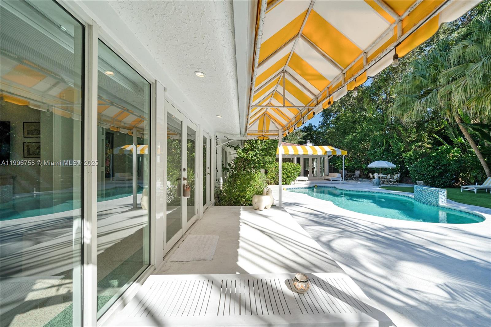 MIAMI SHORES SEC 1 AMD - Residential