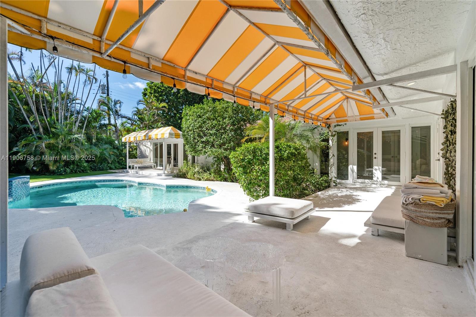 MIAMI SHORES SEC 1 AMD - Residential