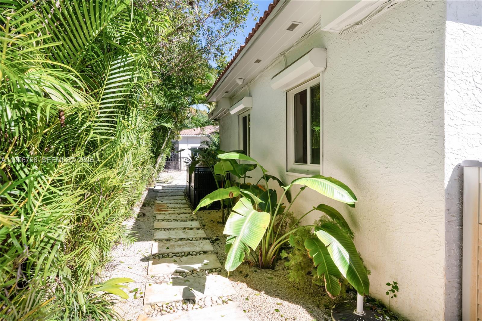 MIAMI SHORES SEC 1 AMD - Residential
