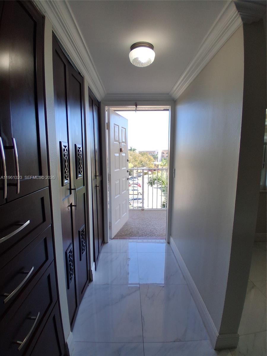 SUNRISE LAKES 213 CONDO - Residential