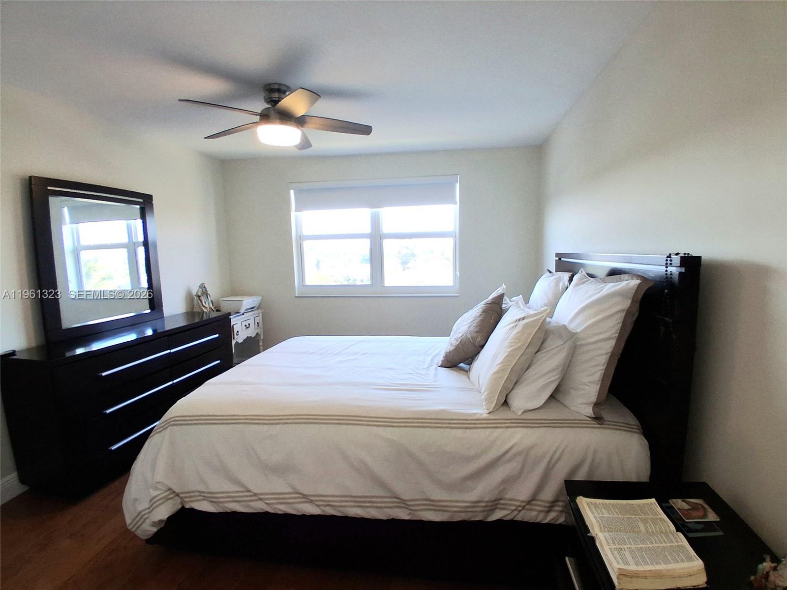 SUNRISE LAKES 213 CONDO - Residential