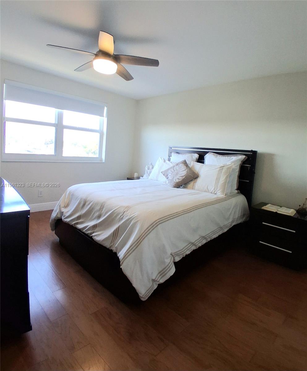 SUNRISE LAKES 213 CONDO - Residential