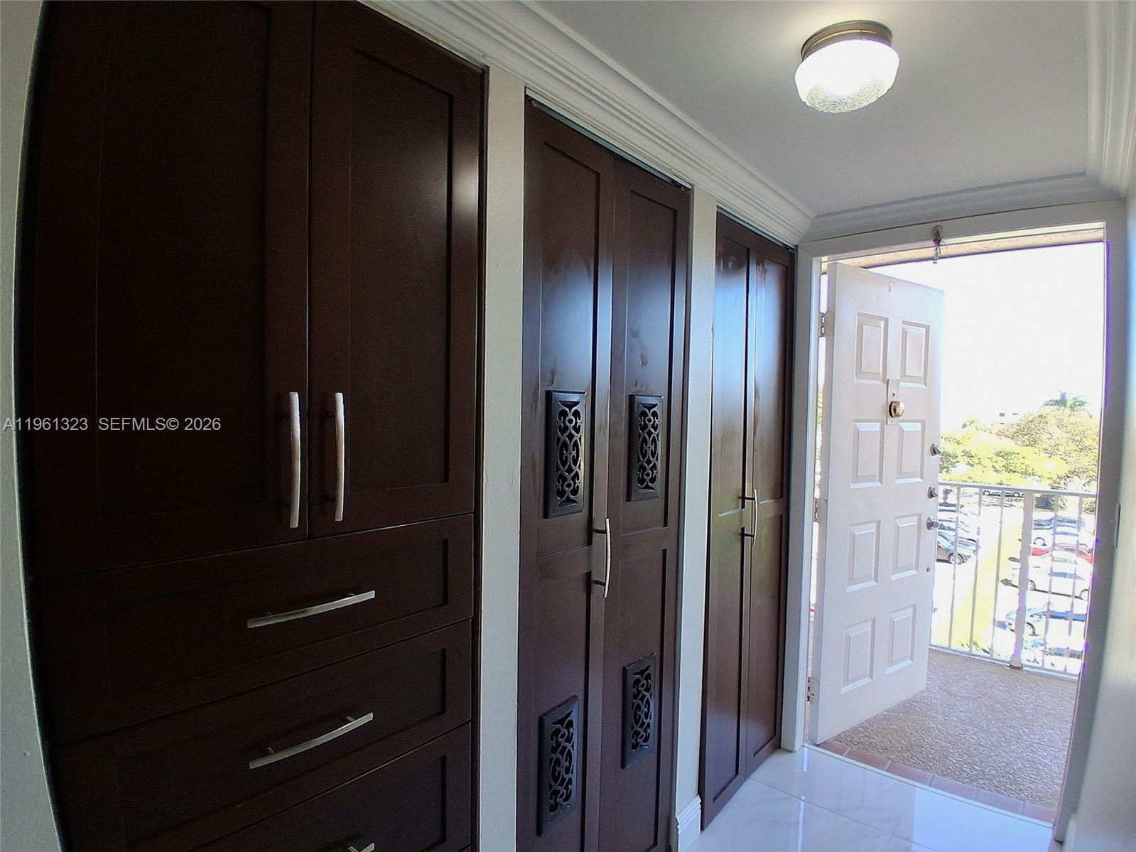 SUNRISE LAKES 213 CONDO - Residential