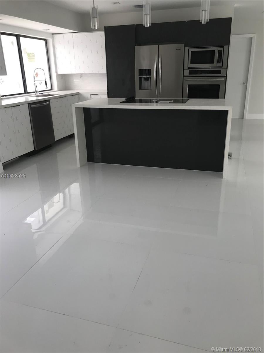 PLANTATION PARK LAKESITES - Residential