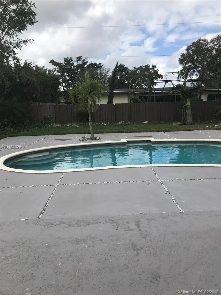 PLANTATION PARK LAKESITES - Residential