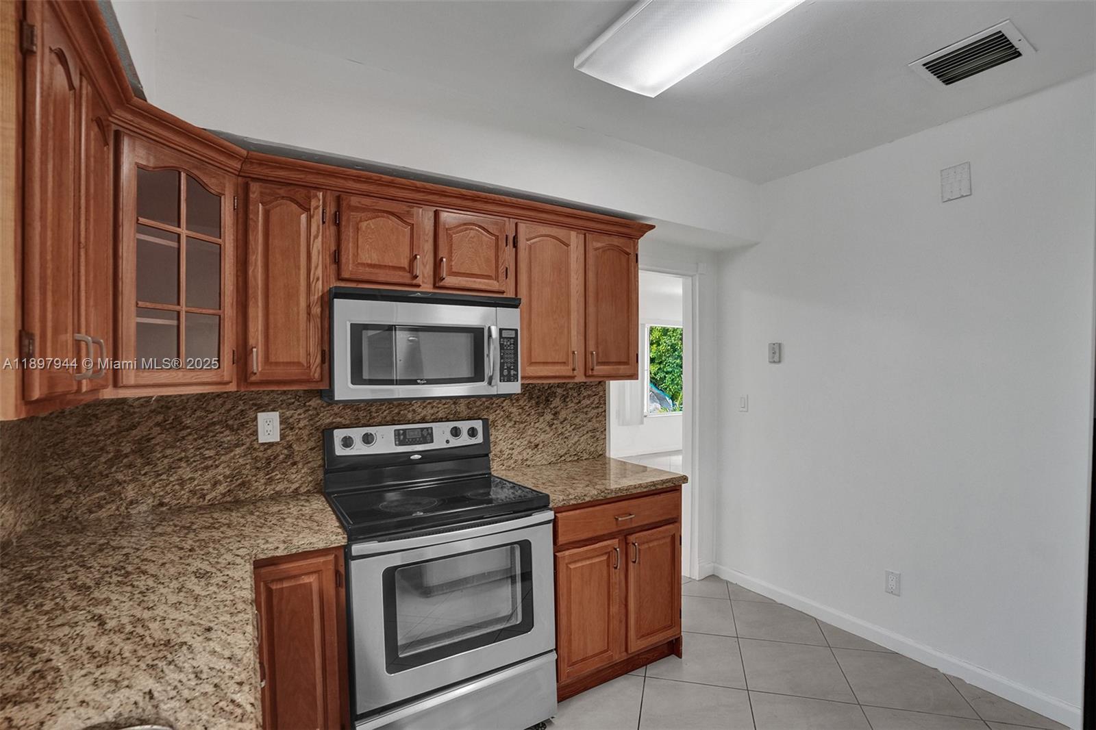 SECOND AMD PLAT OF NORMAN - Residential Lease