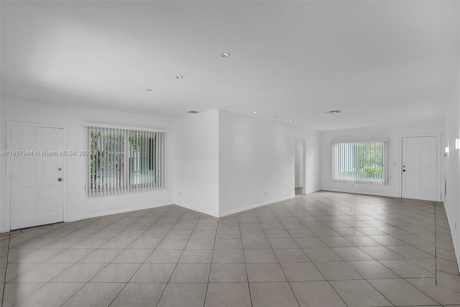 SECOND AMD PLAT OF NORMAN - Residential Lease