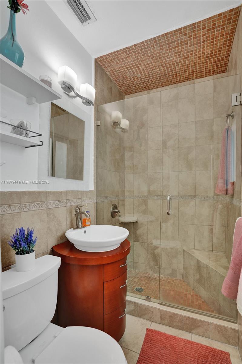 SECOND AMD PLAT OF NORMAN - Residential Lease