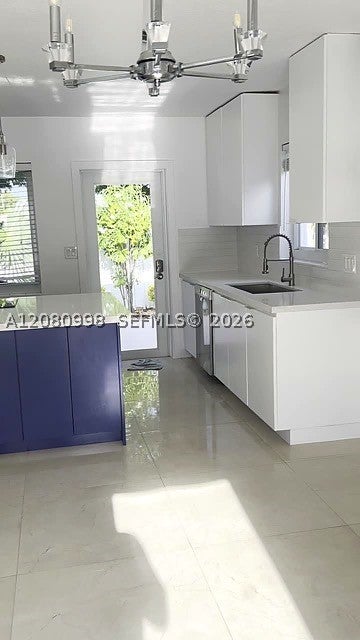 Photo of 638 SW 5th Ave #B, Fort Lauderdale, FL 33315 (MLS # A12080998)