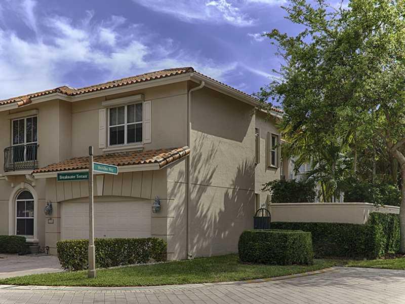 Harbor Islands Edgewater 3268 sq ft family home! This two story 4bed/3bath +den corner home sits on an over sized lot & features an expanded chefs kitchen w/granite counter tops, walk in pantry, 2 professional Miele ovens/ dishwasher/cook top . The den/f amily room overlooks a large private garden/patio area w/hot tub. Upstairs living includes a spacious Master suite w/balcony and sitting area +2 large kids bedrooms w/huge closets. Upstairs laundry and a study/office area. Resort Amenities All Included.