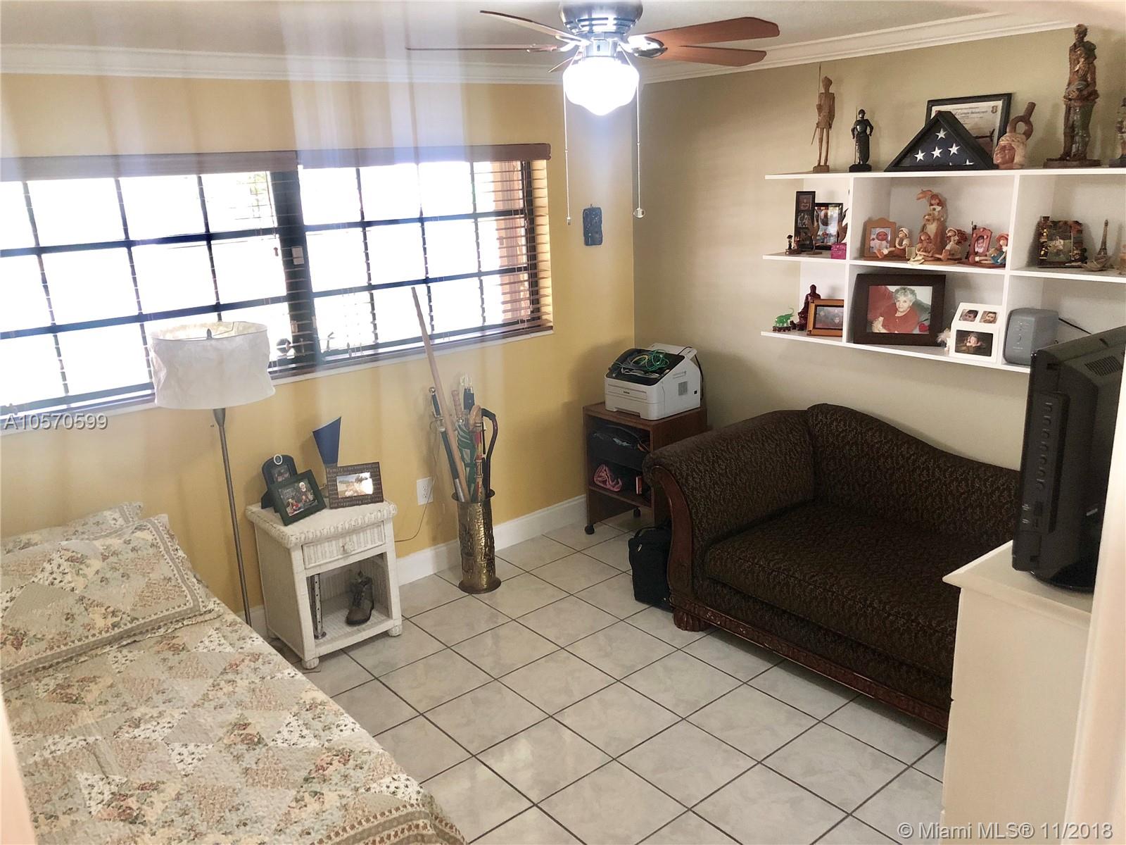 SUNRISE GOLF VILLAGE SEC - Residential