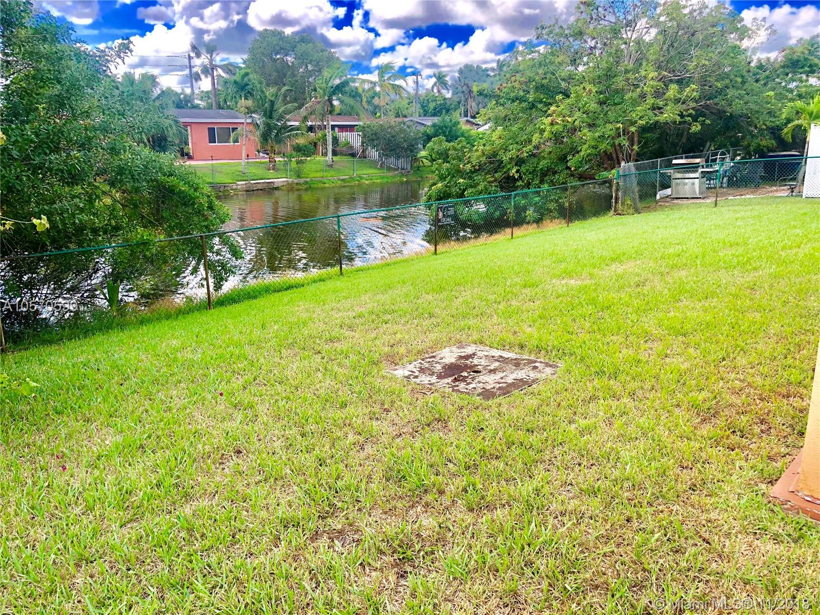 SUNRISE GOLF VILLAGE SEC - Residential