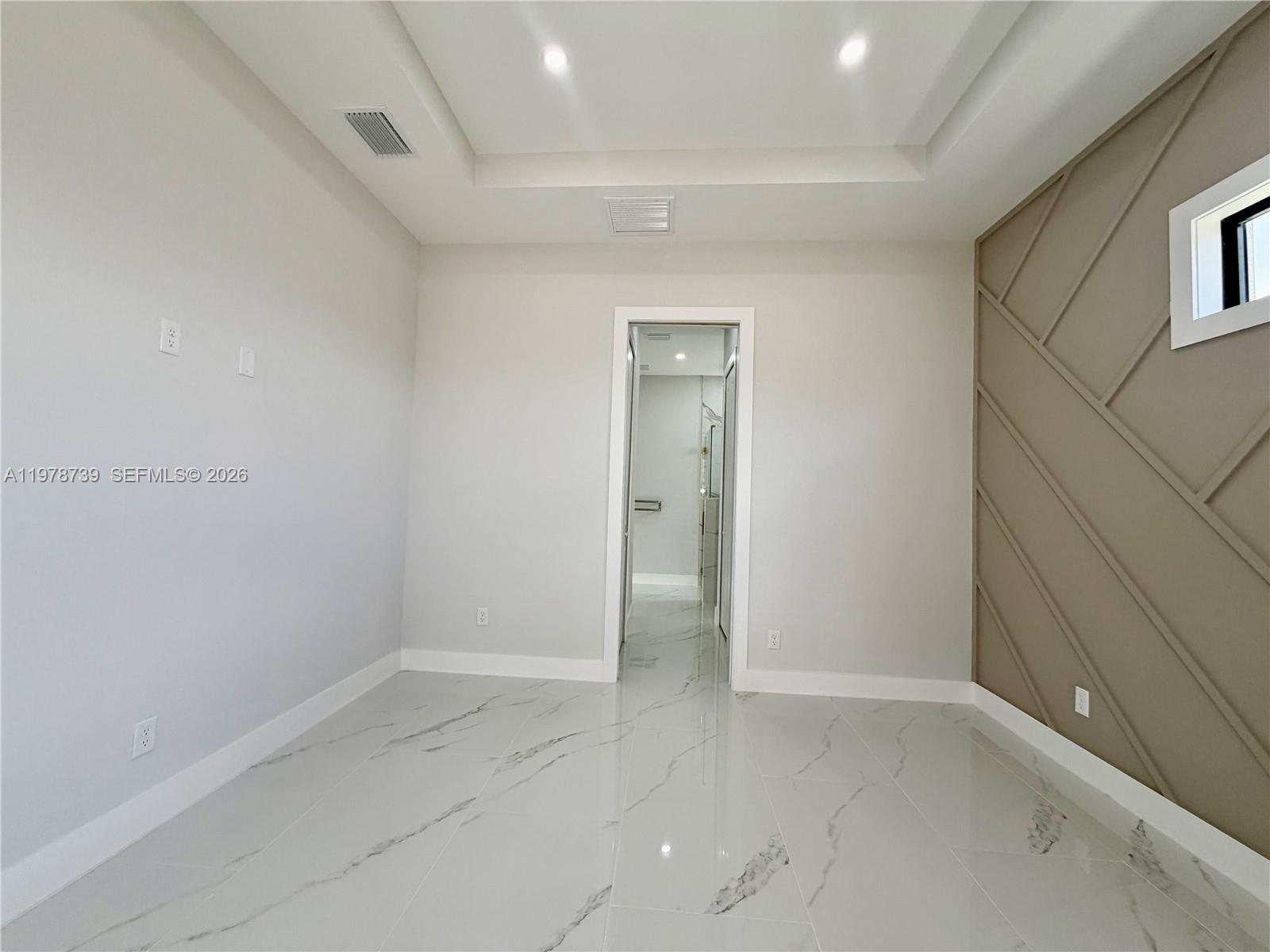 TWINLAKE ESTATES - Residential