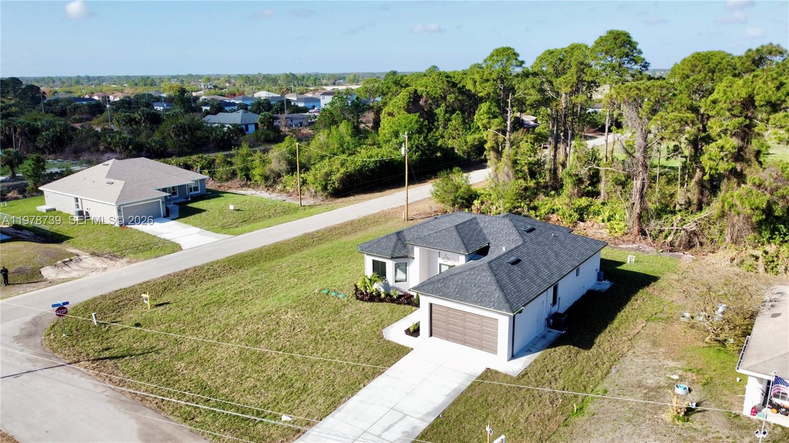 TWINLAKE ESTATES - Residential